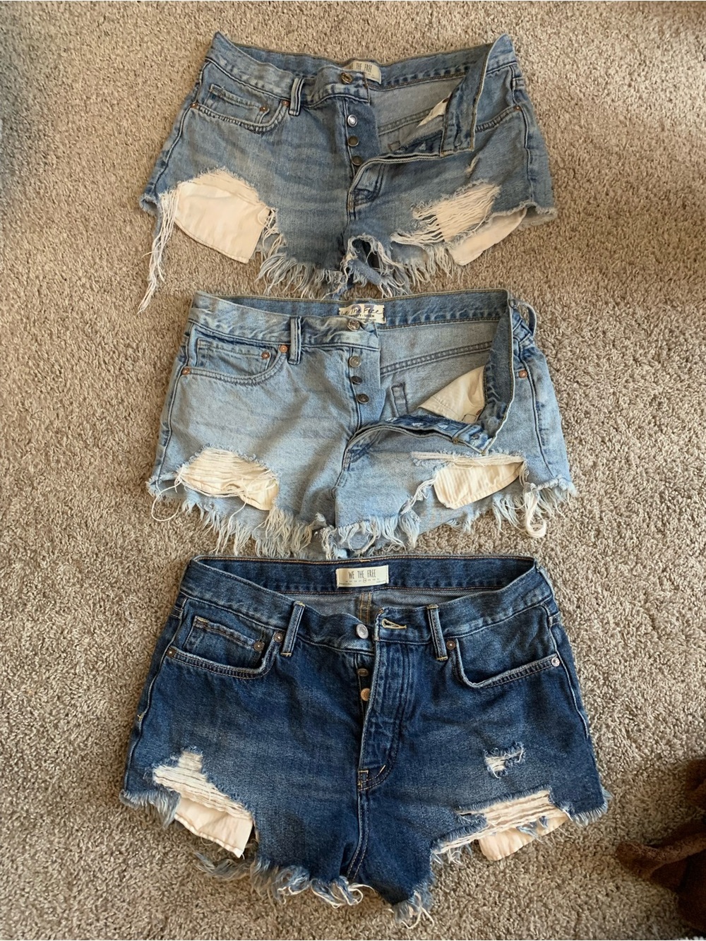 We The Free SZ 27/28 Three Distressed Denim Cutoff Shorts - Light & Dark Washes